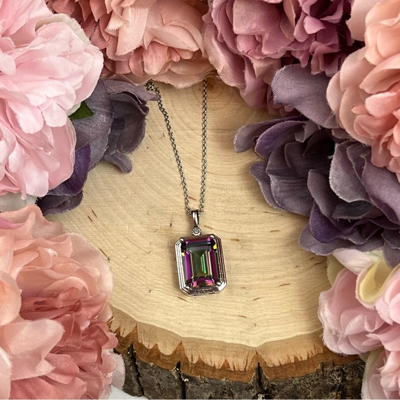 Stunning 10 Carat Mystic Topaz Necklace with Diamond Accent - Picture 6 of 16